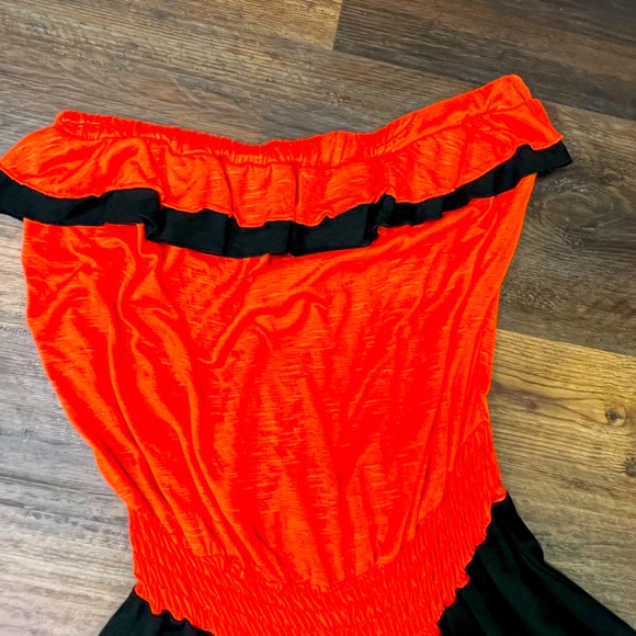 Orange & Black romper - Picture 2 of 2